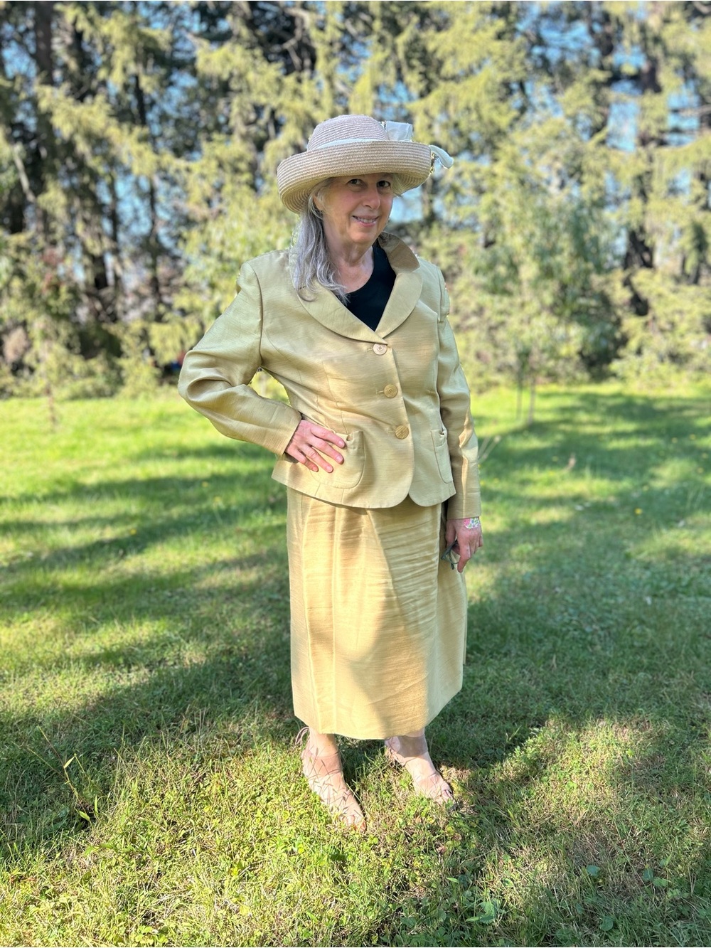 Suit Studio Pale Yellow Midi Skirt Suit with Jacket